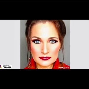 Meet your Posher, Sally